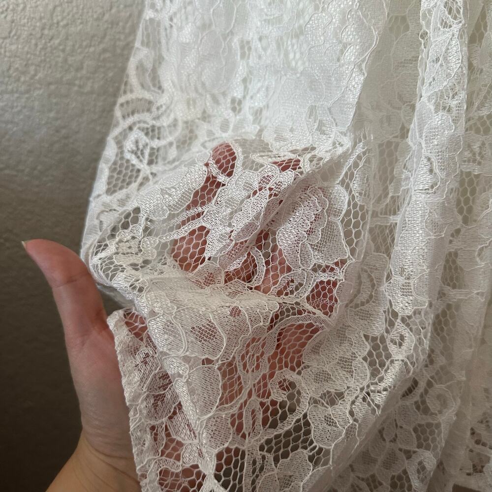 12th Tribe Giuliana White Lace Romper Bridal Party Size Medium NWT - Picture 7 of 7